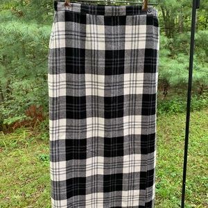 Classic Evan Picone skirt